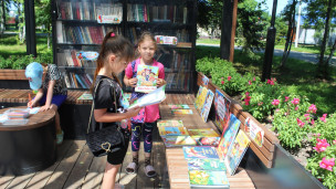 «Книжки на прогулке» 1